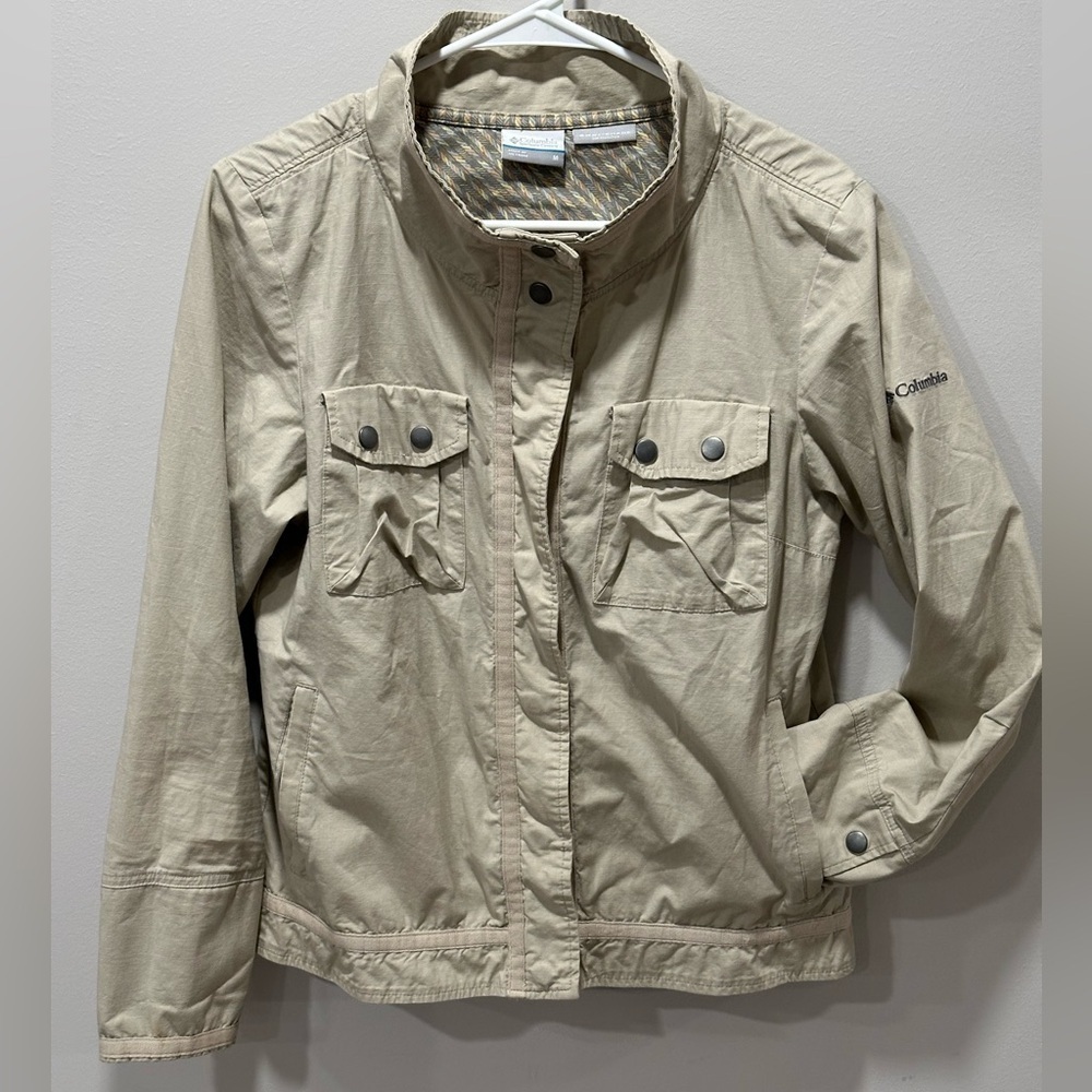 Columbia Women's Crossroad Omni-Shade Sun Protection Snap Button Jacket Size Med